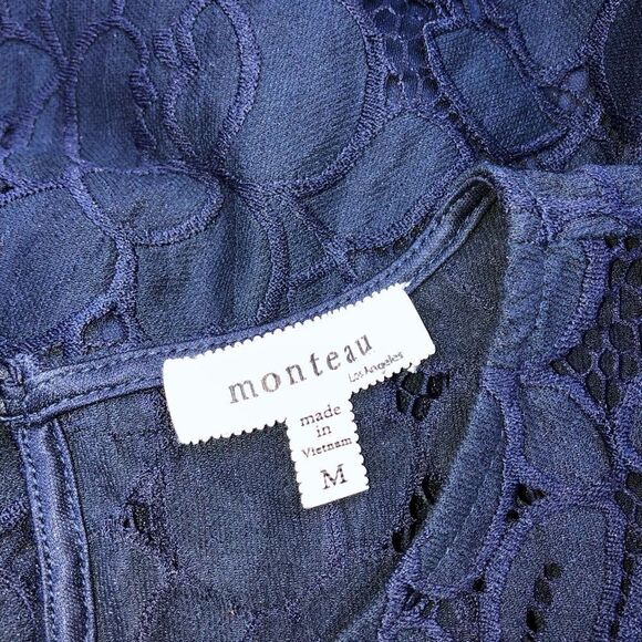 Monteau Ruffle Sleeve Top Size Medium - Picture 5 of 5